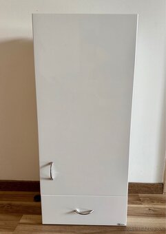 Skrinka do kupelne - 3