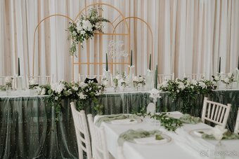 chiavari stolicky , okruhle stoly , wave stoly - 3
