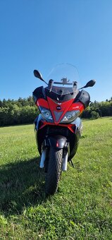Aprilia SR Max 125 – spoľahlivý parťák na cesty aj výlety - 3