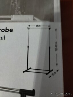 VYŤAHOVACI VEŠIAK - 3