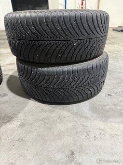 225/45r17 - 3