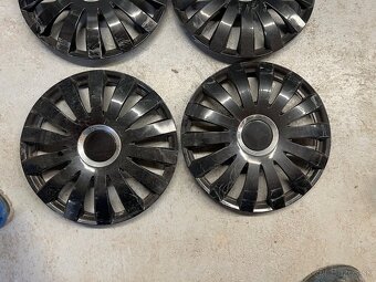 Predám univerzálne puklice R16 - 3