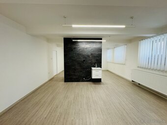 Obchodno-kancelársky priestor na prenájom v centre Žiliny - 3