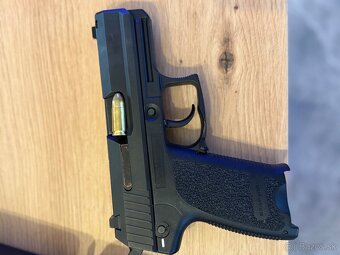 HK USP COMPACT 9x19 Luger - 3
