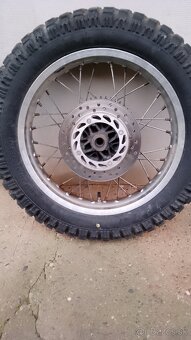 Honda NX650 Dominator - 3