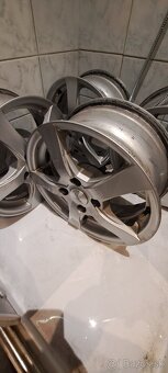 4x108 r 15 dezent - 3