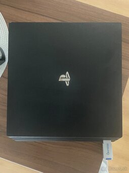 PS4 Pro 1TB - 3