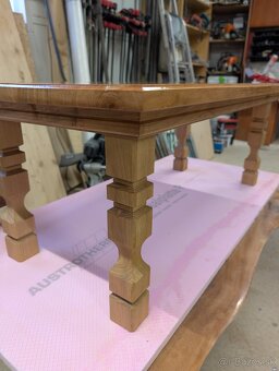 Konferenčný stolík - 3