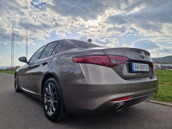 Alfa Romeo Giulia - 3