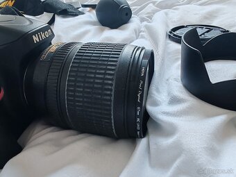 Nikon D5100 + Nikon AF-S 18-105 m - 3