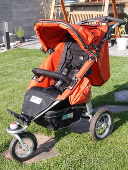 Športový oranžový kočík TFK Joggster Twist - 3