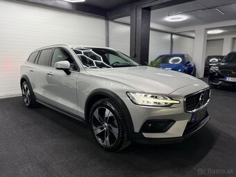 Volvo V60 CROSS COUNTRY 2.0d 140kw 4x4 1majiteľ - 3