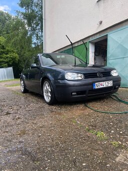 VW Golf 4 - 3
