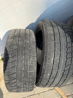 225/45r17 - 3