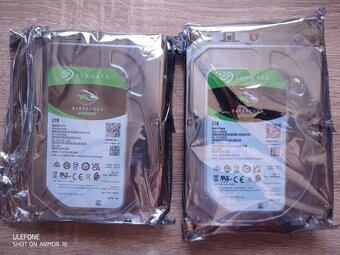 8 / 4TB Seagate Barracuda, Fólia - Záruka - 3