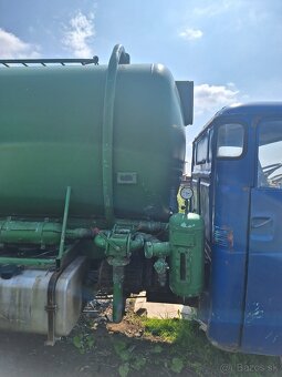 Tatra 148 CAS 10 - 3