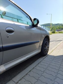 Peugeot 206 1.4hdi 50kw 2005 - 158000km - 3