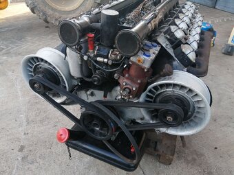 Motor Tatra 111 - 3