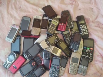 Predám mobily ná náhradné diely - 3