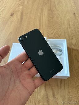 iPhone SE 2020 64 gb Black - 3