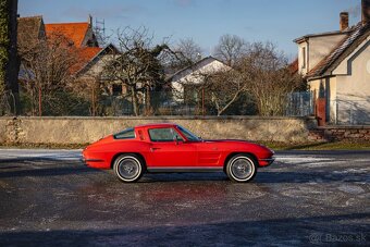 Chevrolet Corvette C2 Stingray (1964) - 3