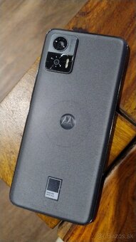 Motorola edge 30 Neo - 3