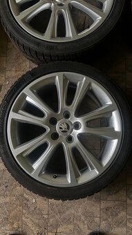 Elektróny Škoda + zimné gumy - 3