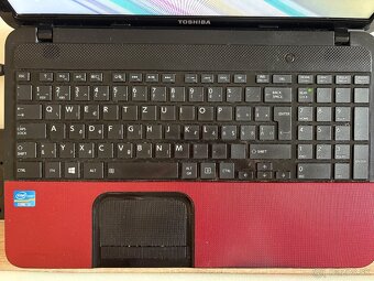 Toshiba Satellite C855-21C - 3