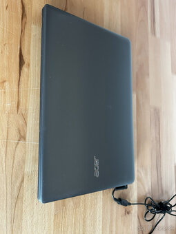 Acer Aspire E1-532 - 3