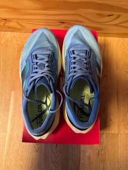 Bežecké topánky New Balance Fuelcell Rebel V4 - 3
