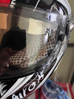 Damska prilba na motorku airoh - 3