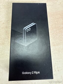Samsung galaxy Z flip6, 256 GB, - 3