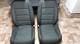 Sedačky vw golf 6 - 3