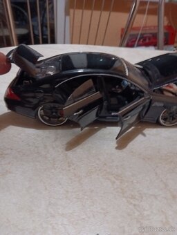 Predám Mercedes CLS  Maisto - 3