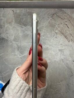 iPhone 11 128GB - Biela - Plne funkčný - 3