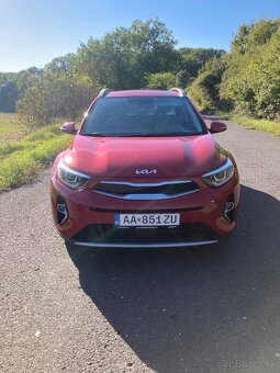 KIA STONIC - 3