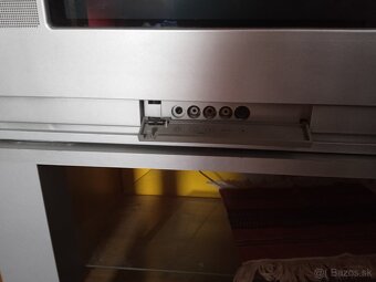 Televízor - 3