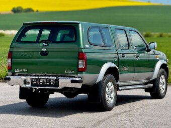 Nissan Navara 2,5 TDi 76kw     REZERVOVANÉ - 3
