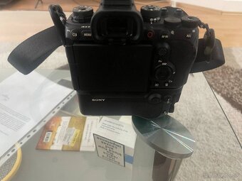 Sony α9 Mark III+battery grip original Sony - 3