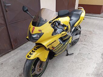 Honda CBR 600 F - 3