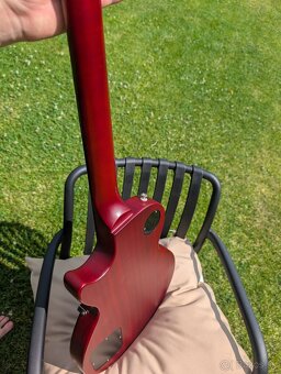 Epiphone Les Paul Studio Worn Cherry - 3