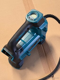 AKU kompresor Makita - 3
