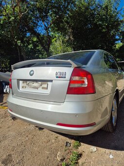 Predám náhradné diely na Škoda Octavia II 2 sedan VRS - 3