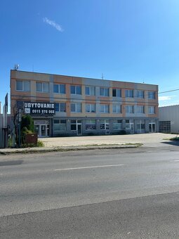 Obchodné priestory do prenájmu. - 3