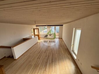 Prenájom priestranného mezonetového bytu s garážou a záhrado - 3