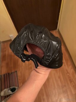 Šiltovka supreme - 3