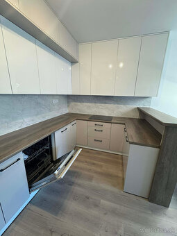 Prenájom 3-izbového bytu - 3