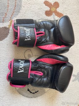 Boxerské rukavice JOYA Thai 10 oz – výborný stav - 3