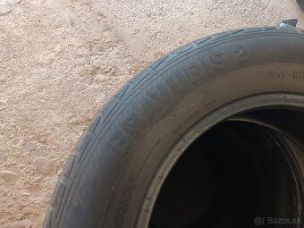 Predám gumy 215/60r16. 99 H letné - 3