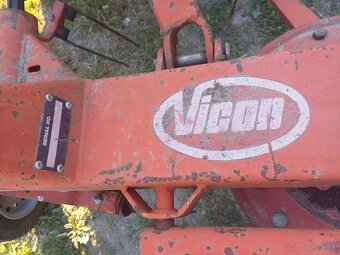 Obracač Vicon - 3